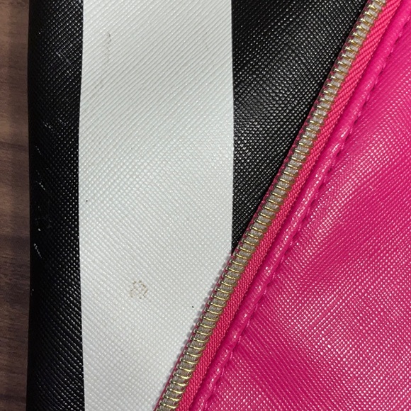 Juicy couture pink tote bag with black and white stripes. - Picture 11 of 16